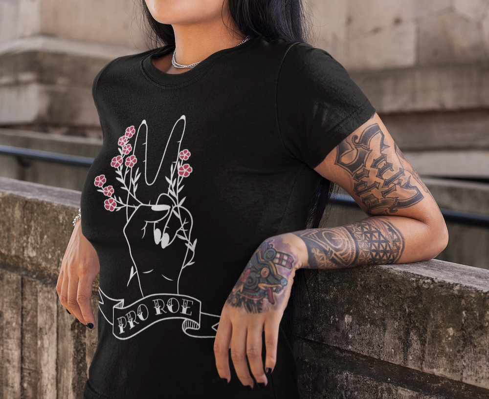 Pro Roe - Fitted Women's Tee
